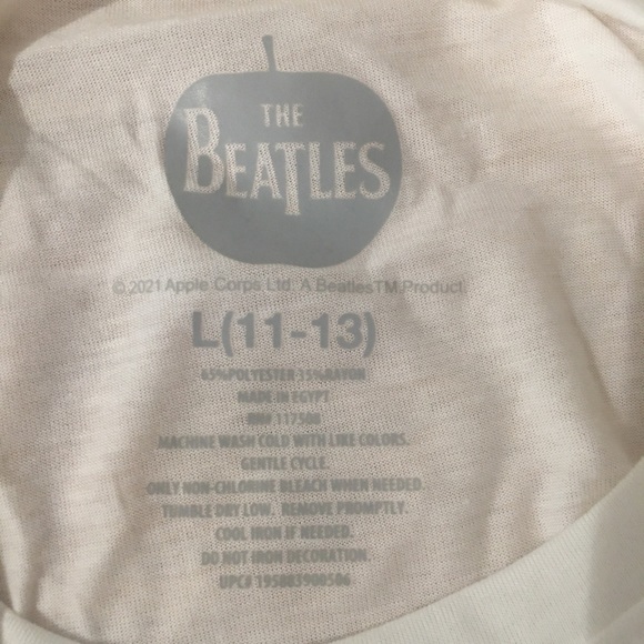 host pick 🎉🎉🎉🎉NWT Beatles Abbey Road t-shirt - Picture 12 of 13